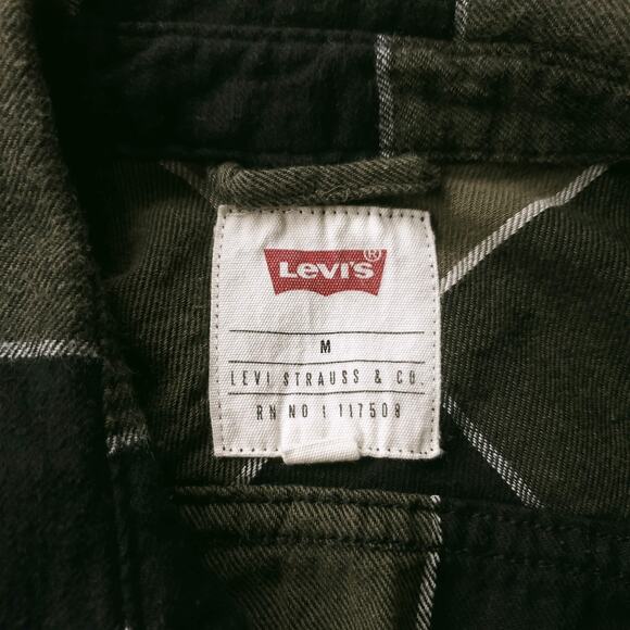 Levis Flannel Shirt Mens Medium Green Black Long Sleeve Plaid Oxford Button Down - Picture 9 of 10